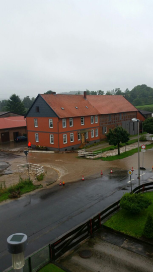 Hochwasser Bild "An der Meine - Kreuzung "KirchbergerStrasse"